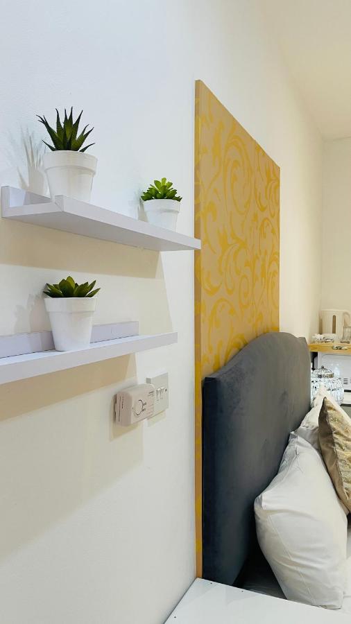 Mayday House Hotel Лондон Екстериор снимка
